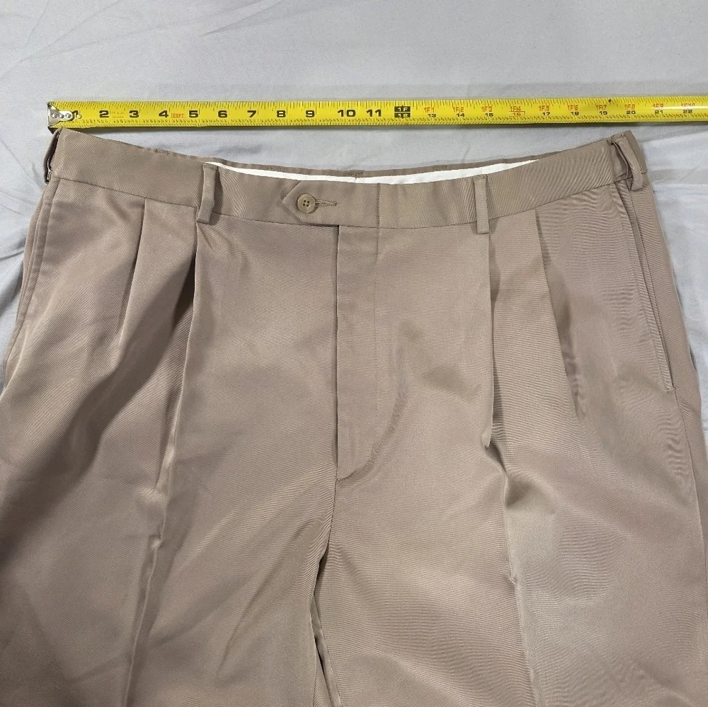Jos. A. Bank Light Brown Men's Leadbetter Golf Shorts